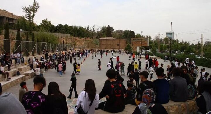 واکنش ارزشی به تجمع ورزشی نوجوانان بی‌حجاب شیرازی