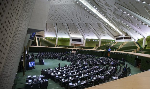 مجلس و یازده انتخابات با مشارکت سینوسی